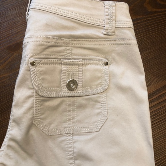 WHBM Silver Cropped Pants - Picture 5 of 16